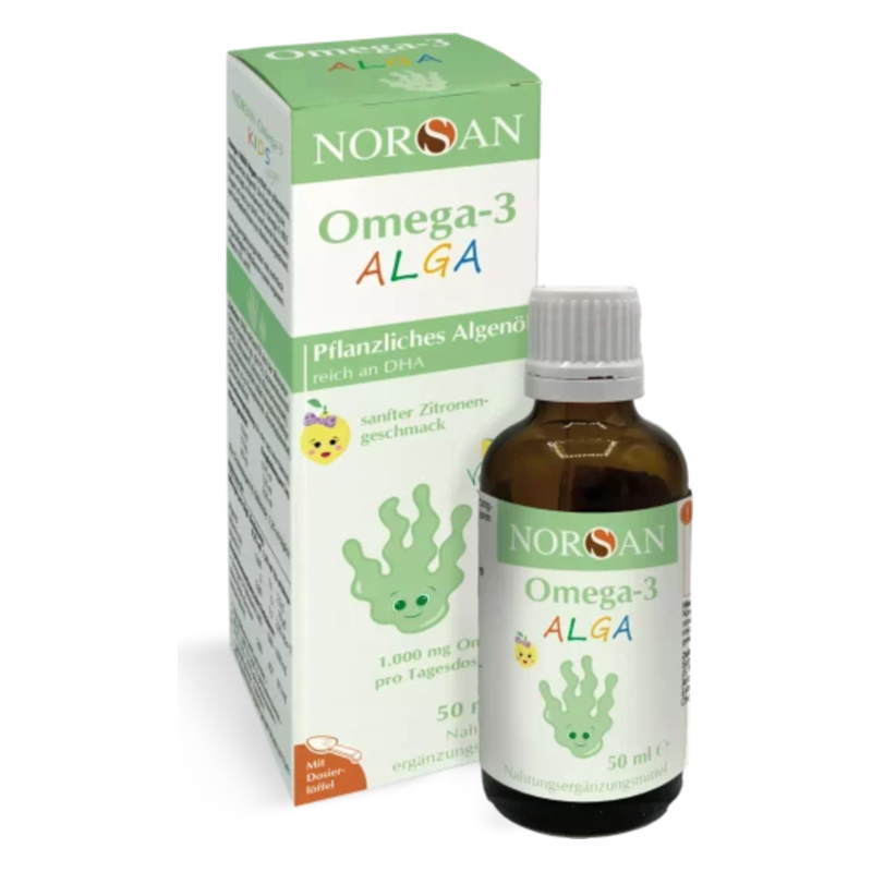 Braune Glasflasche mit pflanzlichem Omega-3-Algenöl und grünem Etikett, ergänzt durch eine bunte Verpackung.