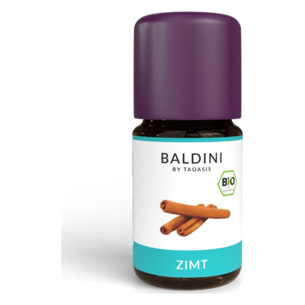 Braune Glasflasche mit lila Kappe, etikettiert mit 'BALDINI by TAOASIS Zimt', zeigt Zimtstangen.