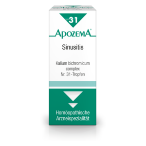 Homöopathisches Medikament gegen Sinusitis in einer schlanken, weißen Verpackung mit grünen Akzenten.